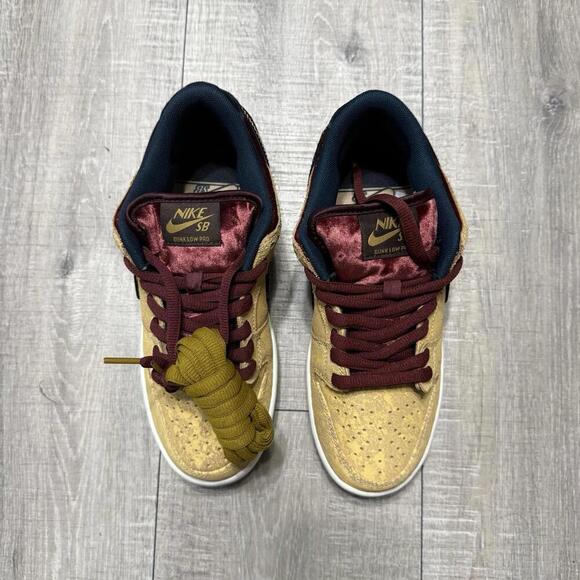 Nike SB Dunk Low City of Cinema FZ1278 200 Size US Men 6 / Women 7.5 main image 6
